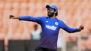 ravindra-jadeja-odi-future-under-cloud-as-axar-patel-wins-team-managements-trust
