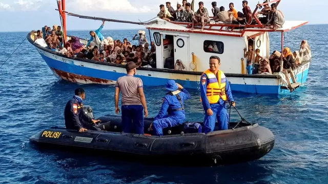 over-500-rohingya-feared-dead-in-bay-of-bengal-boat-sinkings