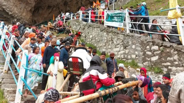 amarnath-yatra-suspended-from-july-19-due-to-imd-adverse-weather-forecast-both-routes-closed-until-further-notice-jammu-and-kashmir