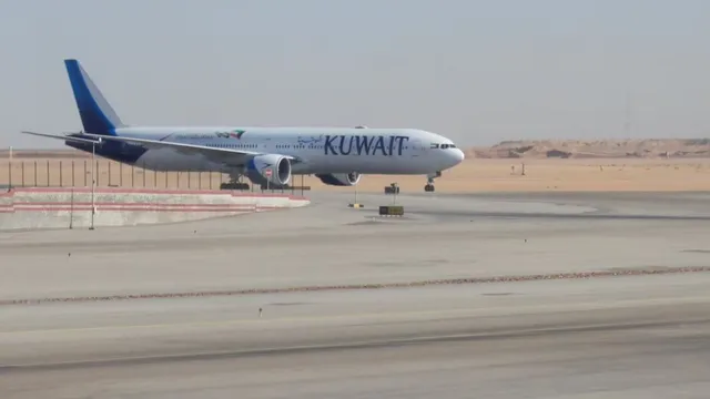 iran-us-tensions-air-raid-sirens-flights-suspended-power-plants-hit-as-tehran-launches-missiles-at-kuwait