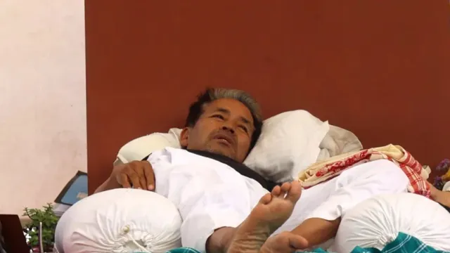 sonam-wangchuk-hospitalisation-jantar-mantar-protest-undemocratic-oppn-over-forced-hospitalisation-of-sonam-wangchuk-abhijeet-dipke-begins-indefinite-fast-latest-updates