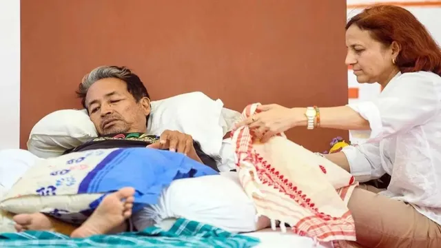 sonam-wangchuk-would-call-off-21-day-hunger-strike-tomorrow-but-on-two-conditions-wife-gitanjali-angmo