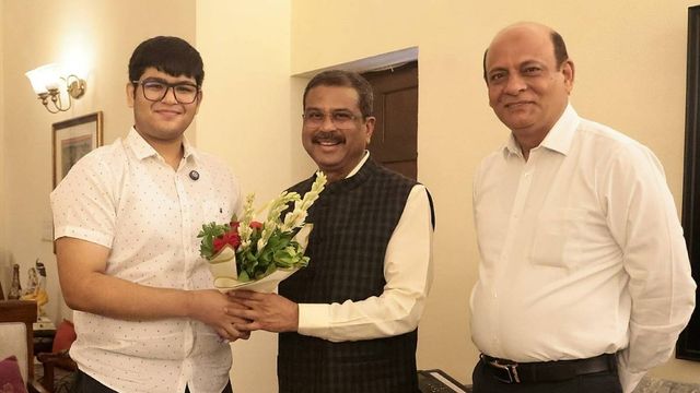 dharmendra-pradhan-meets-neet-ug-topper-amid-intense-protests-and-calls-for-resignation