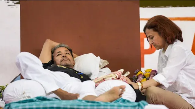 sonam-wangchuk-wife-moves-delhi-high-court-for-hospital-transfer-capital-on-alert-ahead-of-cjp-parliament-march-on-monday-abhijeet-dipke-latest-updates