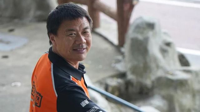 china-delivery-rider-wins-top-literary-prize-wang-jibing-inspiring-journey