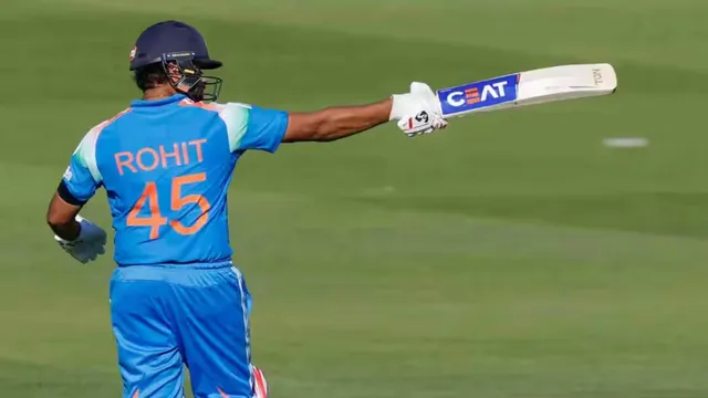 he-never-been-most-consistent-player-ab-de-villiers-passes-massive-verdict-on-rohit-sharma-odi-world-cup-2027-participation