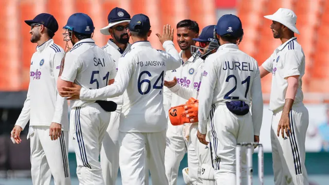 big-selection-headache-for-india-harshit-rana-nitish-reddy-miss-sri-lanka-series-3-stars-bumrah-sundar-await-fitness-clearance