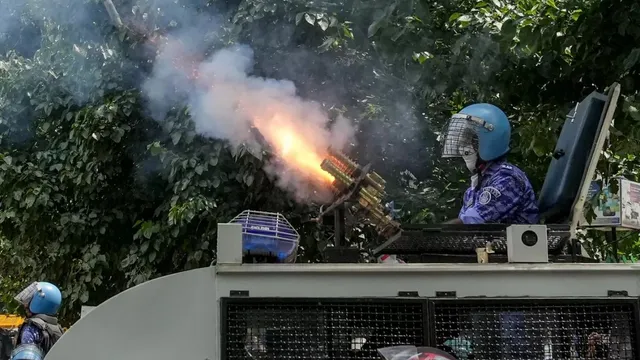 delhi-police-authorised-pellet-gun-use-against-neet-protestors-crpf-review-reveals-all-sops-followed-on-july-20-crackdown