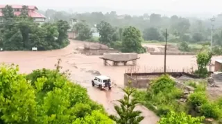 Heavy Rain Wreaks Havoc From Mountains To Plains: 5 Dead In Himachal, Cloudburst In Kashmir; Assam Floods Affect Over 3 Lakhs