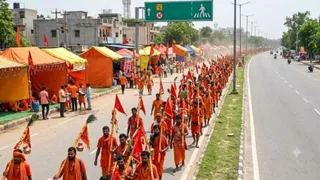 kanwar-yatra-2026-up-administration-issues-route-diversion-plan-bans-heavy-vehicles-check-routes-to-avoid