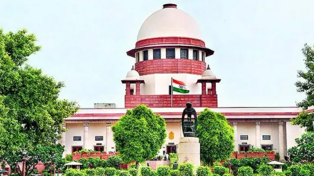 supreme-court-seeks-delhi-police-crowd-control-sops-directs-proper-treatment-for-pellet-gun-injured-victims
