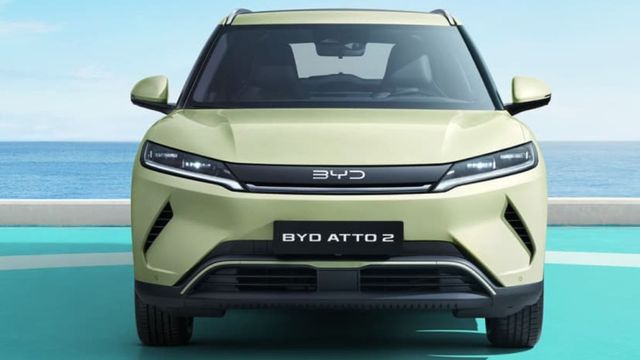 byd-atto-2-spied-testing-in-india-again-gets-380-km-range-12-8-inch-rotatable-screen-and-more
