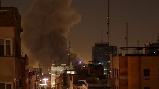 is-donald-trump-ordering-fresh-strikes-on-iran-this-weekend-us-embassy-amman-jordan-advisory-raises-alarm-middle-east-tensions