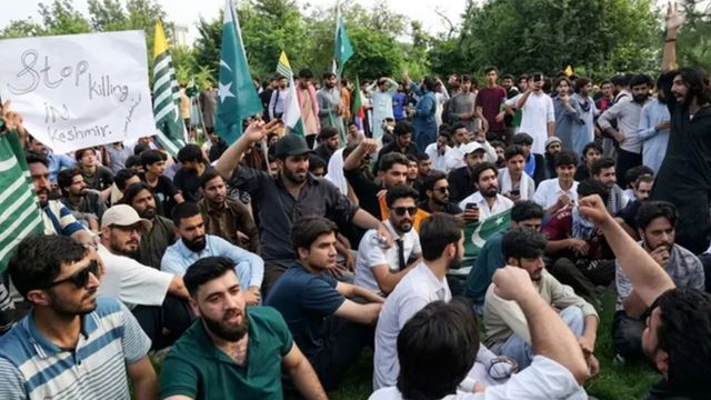 jammu-kashmir-terrorist-attack-pakistan-ordered-strike-in-kulgam-to-divert-attention-from-pok-insurgency-say-experts