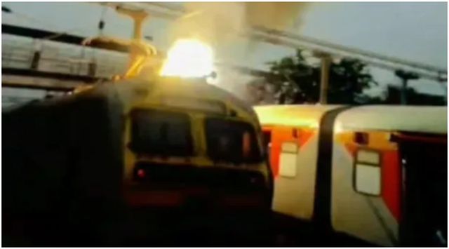 railway-mishap-averted-engine-catches-fire-after-overhead-electric-line-falls-over-moving-train-passengers-jump-off-in-panic