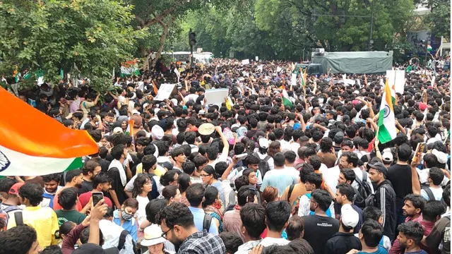 neet-protests-case-hearing-sc-says-states-can-withdraw-firs-against-student-protesters-clarifies-what-refers-to-criminal-antecedents