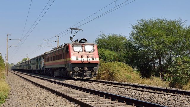 raksha-bandhan-2026-railways-to-run-4-pairs-of-superfast-special-trains-between-bhopal-and-rewa-check-full-schedule
