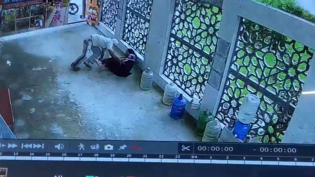 faridabad-school-masked-attacker-stabs-teacher-34-times-in-30-seconds-outside-classroom-shocking-video