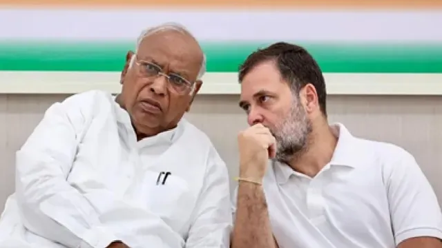 congress-hardens-stand-amid-channi-warring-feud-vows-to-contest-punjab-assembly-polls-without-cm-face