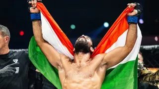 Who Is Owais Yaqoob? Age, Record, Career And Everything About The Indian MMA Fighter