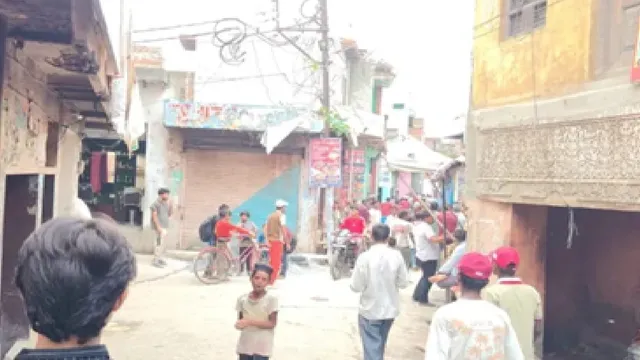 greater-noida-man-suffers-bullet-injury-in-fight-between-two-brothers-at-jewar-market-over-money-dispute