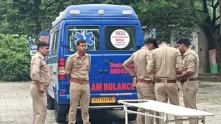 delhi-meerut-expressway-accident-3-pilgrims-die-after-being-hit-by-speeding-vehicle-during-kanwar-yatra-ghaziabad-accident