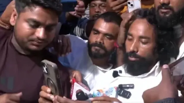 ranchi-jpsc-jssc-protest-student-leader-devendra-mahato-breaks-hunger-strike-after-sonam-wangchuk-assures-support