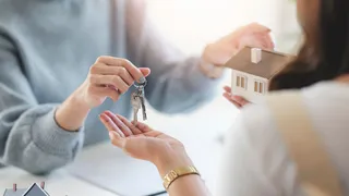 Stability Over Cuts: How Unchanged Repo Rate Brings Stability To Home Loans And Real Estate Market; Experts' Insight 
