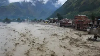 himachal-pradesh-rain-fury-heavy-rain-landslides-block-145-roads-imd-issues-orange-alert-till-aug-11-himachal-weather-updates