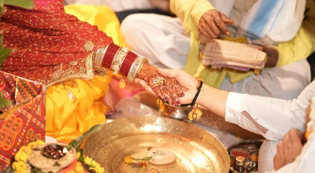 how-millennials-and-gen-z-are-redefining-modern-marriages-in-terms-of-love-equality-and-choice