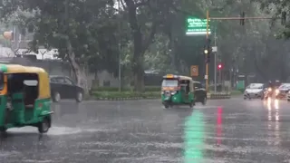 Delhi-NCR Weather: Light Rain Lashes Capital, IMD Issues Yellow Alert; Check Forecast Till Aug 12