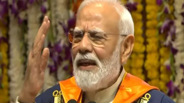 pm-modis-message-to-graduating-genzs-at-iit-delhi-event