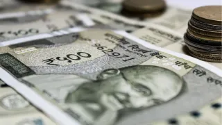 hyderabad-it-manager-borrows-rs-4-lakh-from-teammates-and-disappears-hr-calls-it-personal-issue
