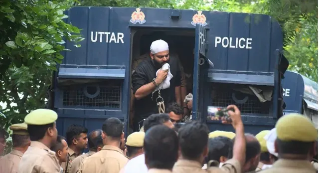 atiq-ahmed-son-ali-twirls-moustache-at-abaan-funeral-leaves-chilling-message-i-will-cone-back