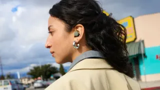 google-pixel-buds-pro-2-updated-with-dynamic-anc-gemini-controls-and-pixel-watch-sleep-sync