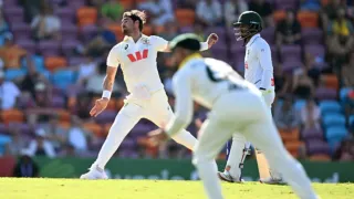 aus-vs-ban-mitchell-starc-breaks-legendary-sri-lankans-alltime-test-record-with-1-wicket-vs-bangladesh
