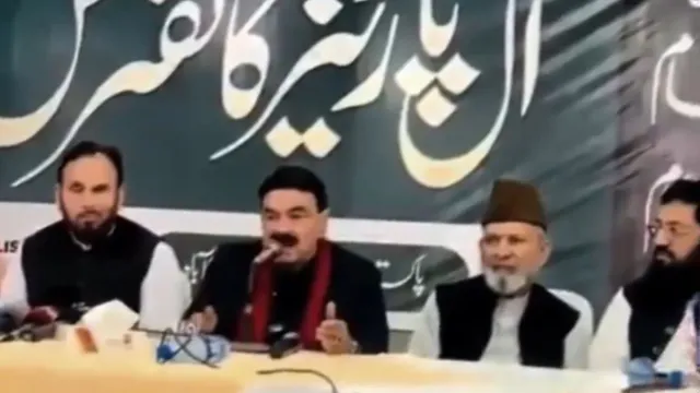 former-pakistan-minister-sheikh-rasheed-controversial-statement-against-india-shares-stage-with-hafiz-saeed-let-terrorists-video