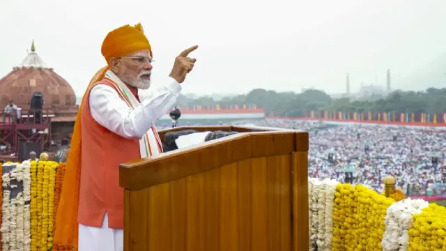 independence-day-celebrations-pm-modi-to-unfurl-tricolour-at-red-fort-with-maiden-rendition-of-vande-mataram