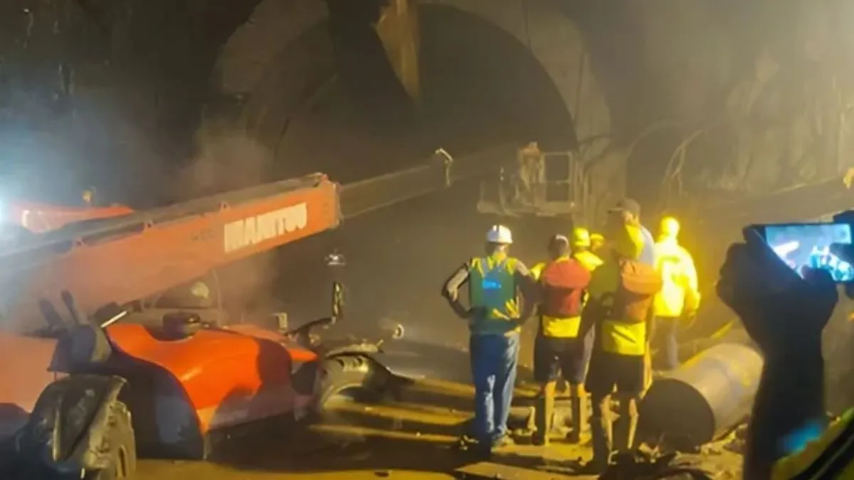 Uttarakhand Tunnel Landslide: 7 Dead, 19 Rescued; Search For 3 Missing Workers Underway In Chamoli | Updates