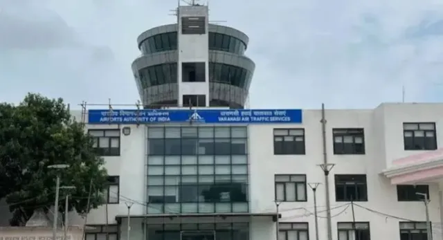 varanasi-airport-scare-passengers-pistol-goes-off-during-security-check-2-employees-injured