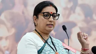 smriti-irans-comeback-signals-bjp-shift-to-election-mode-why-is-bjp-betting-on-her-again