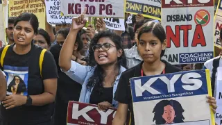 ugc-net-re-exam-sparks-fresh-protests-in-delhi-police-crpf-detain-demonstrators-outside-nta-office