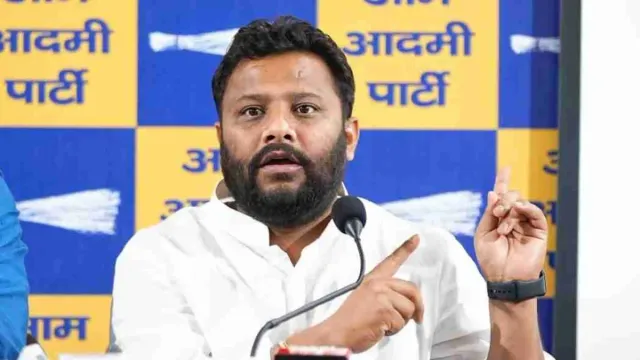 where-is-kuldeep-kumar-aap-alleges-mla-picked-up-by-plainclothed-cops-delhi-hc-agrees-urgent-hearing
