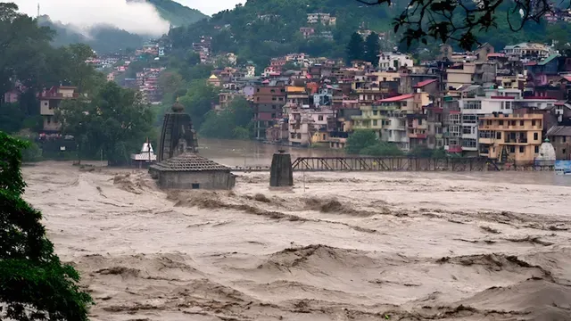 himachal-monsoon-death-toll-hits-197-in-50-days-88-roads-shut-losses-cross-rs-1000-cr