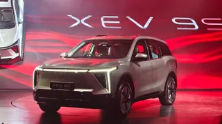 Mahindra XEV 9S 6-Seater Launched At Rs 25.25 Lakh: Gets Captain Seats, Up To 679 Km Range, And More