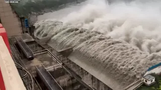 jammu-kashmir-cloudbursts-wreak-havoc-four-killed-rajouri-floods-devastation-at-14-regions-check-imd-forecast-heavy-rain