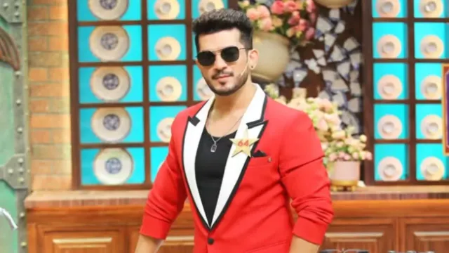 arjun-bijlani-car-accident-tv-actor-escapes-unhurt-while-returning-from-chumbak-promotion-shoot