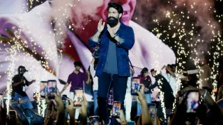 Yash Halts Toxic Pre-Release Event After 4 Injured; Case Registered