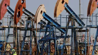 us-sanctions-4-indian-firms-for-iranian-petroleum-trade-under-operation-economic-outcast