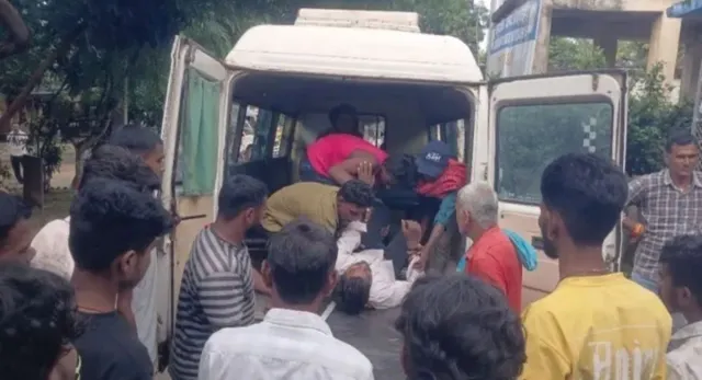 bihar-one-dead-over-24-injured-after-lightning-strikes-gurpa-mountain-in-gaya-2-cops-among-those-hurt